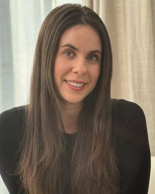 Stephanie Charbonneau @ Nest Family Counselling profile image
